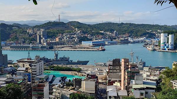 基隆塔 (基隆新地標) 電梯20秒登頂一覽山海美景